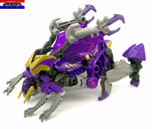 Transformers Generations Fall Of Cybertron Kickback Review Image  (14 of 18)